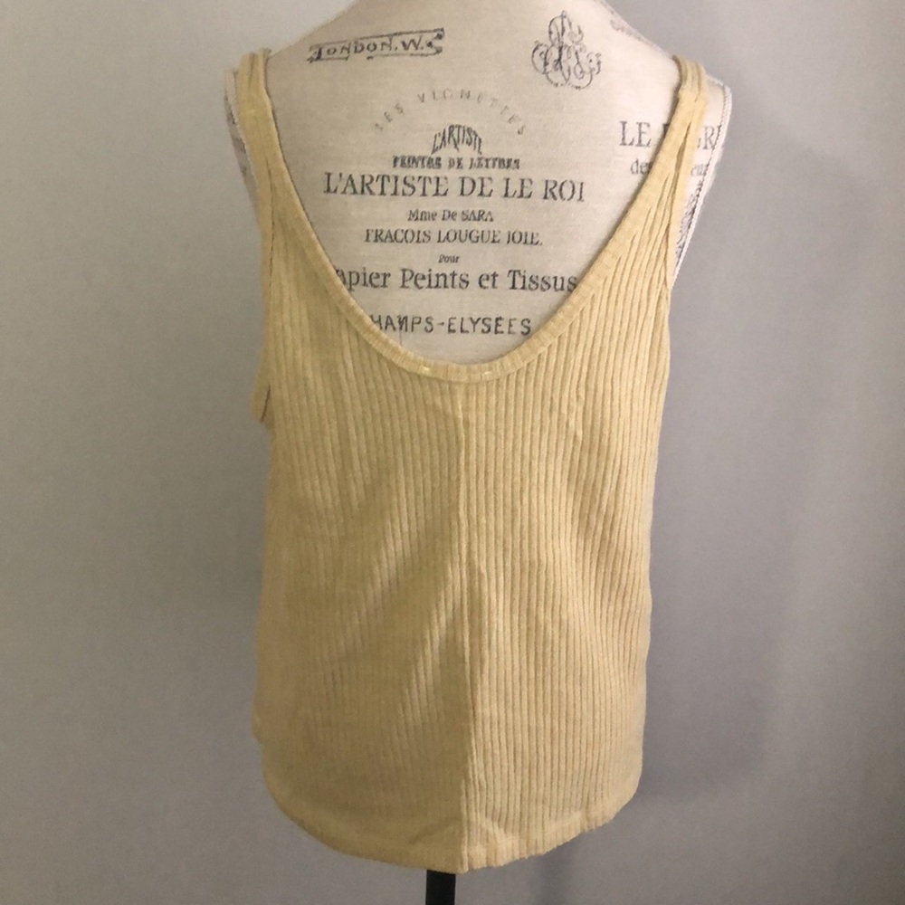Style Rack Yellow Rib Knit Button Front Tank - Picture 4 of 6